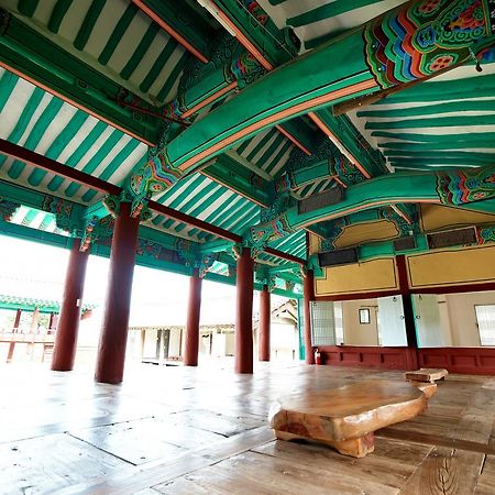 Seoakseowon Hotel Gyeongju Exterior photo
